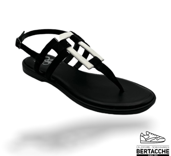 STUDIO MODE BLACK